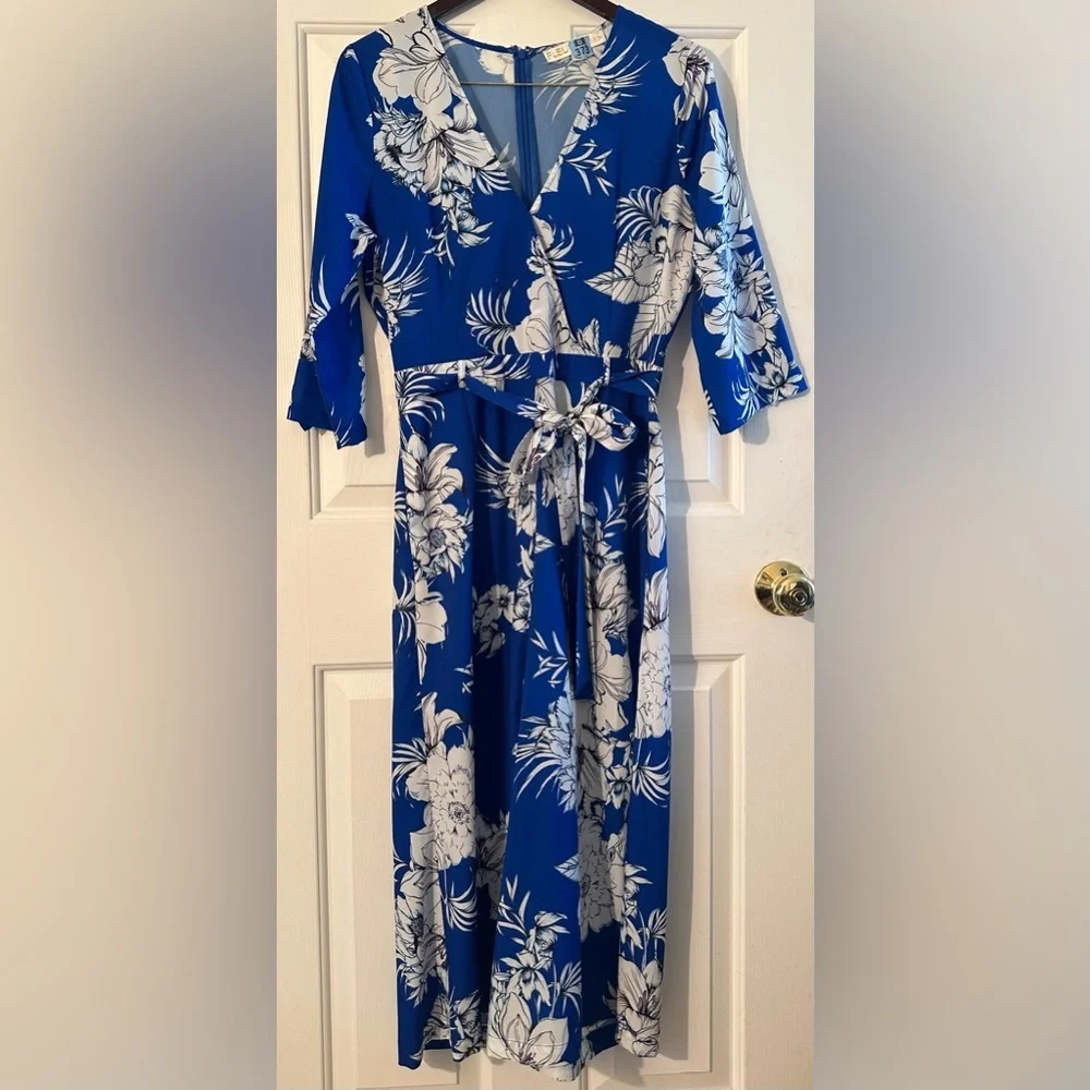 YUMI KIM Coastal Resort Spring Lg All For You Floral Blue Jumpsuit Wide Leg Crop